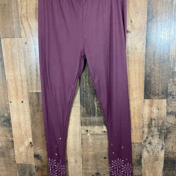 Bearpaw Women BurgundyAnd Pink Leggings Size M - Picture 1 of 12